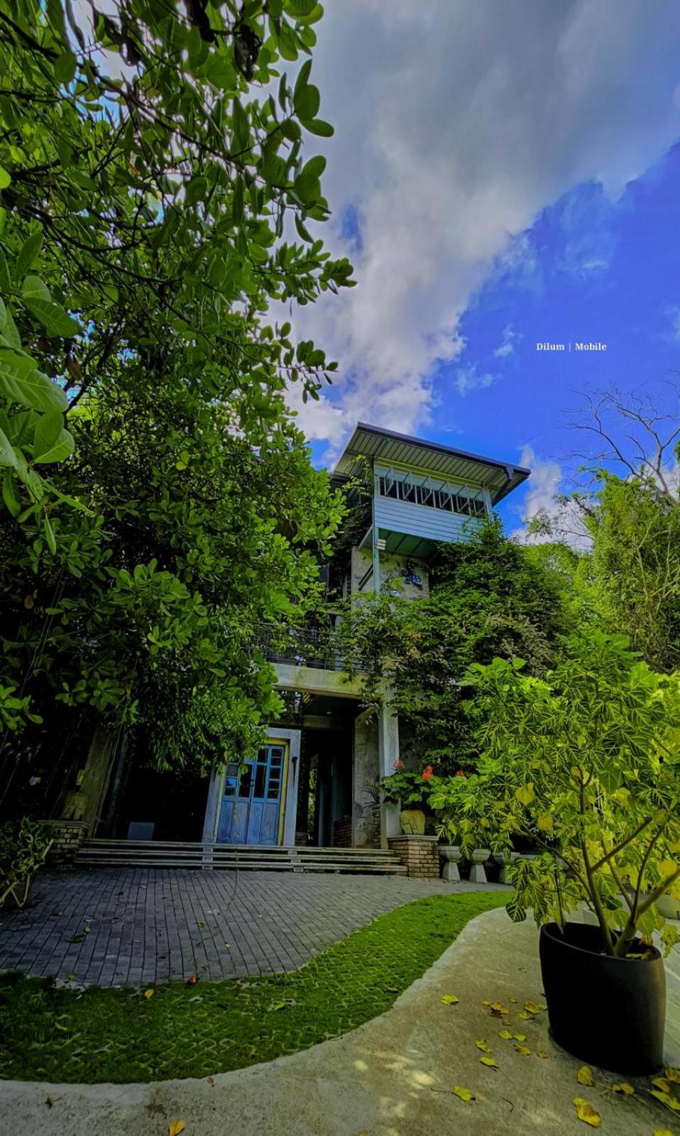 נגומבו Ceylon Kingsmen Garden Hotel - Katunayake מראה חיצוני תמונה