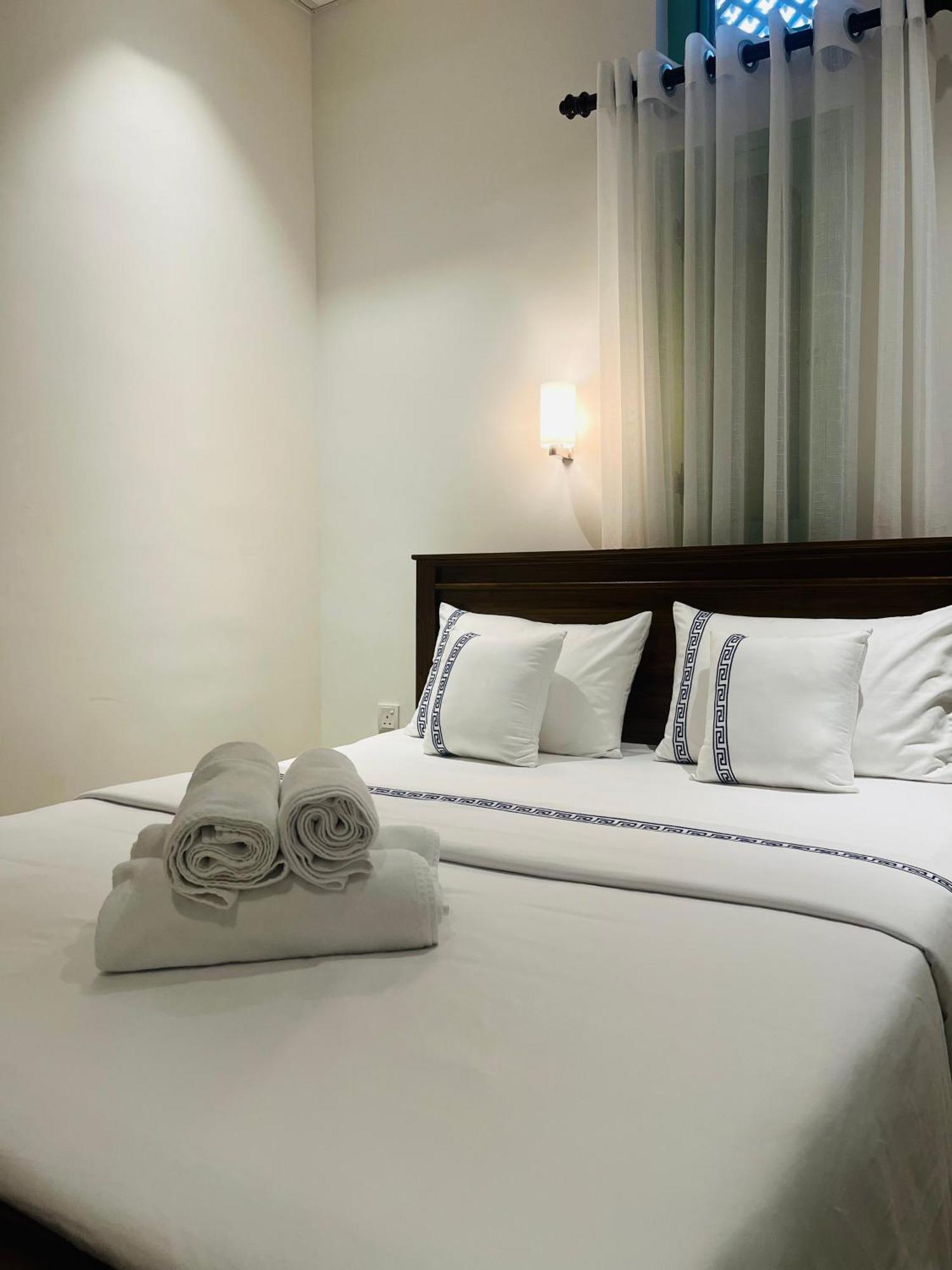 נגומבו Ceylon Kingsmen Garden Hotel - Katunayake מראה חיצוני תמונה